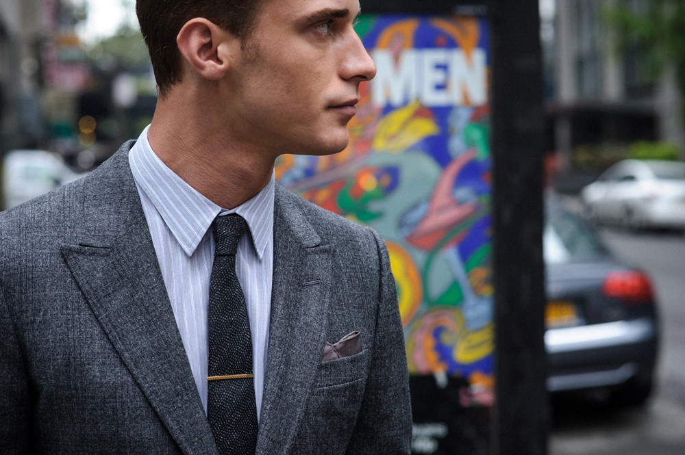 jD10BZmTr843eI6F5z3Zzd34p01I310u.jpg 標(biāo)準(zhǔn)領(lǐng)2.jpg