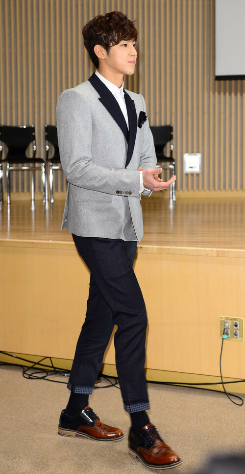 jE50Y07vZywjJ0Y47Uj49n59S9A4F15i.jpg 牛津鞋1.jpg